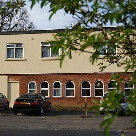 Hillingdon Lodge Exteriér fotografie